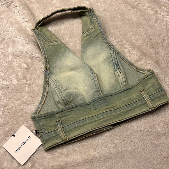 SUPERDOWN Revolve Cindy Halter Top - Picture 2 of 3
